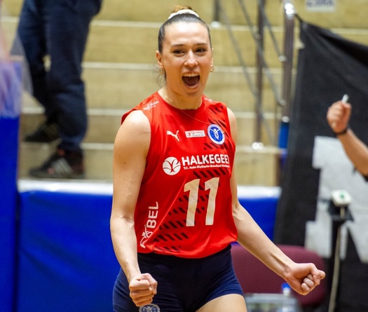 Cansu Aydınoğlu chia tay Beşiktaş: Điểm dừng, hay là khởi đầu mới?
