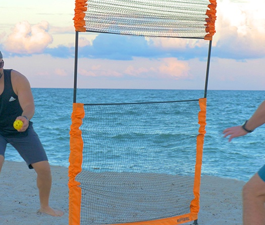 Riftbal - Phiên bản "pickleball trên bãi biển" gây sốt ở các khu du lịch