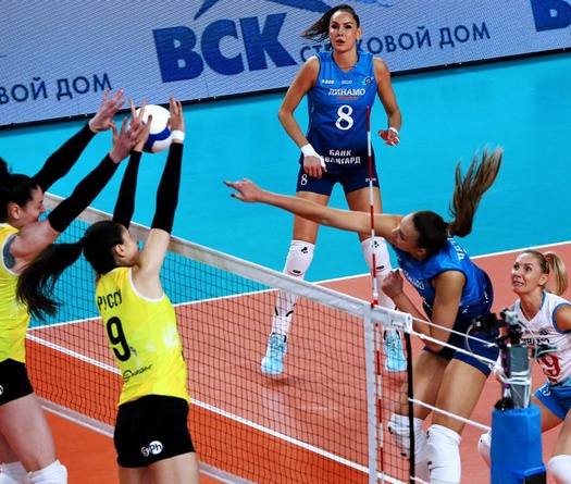 Lokomotiv lội ngược dòng kịch tính, Korabelka bỏ lỡ cơ hội lớn