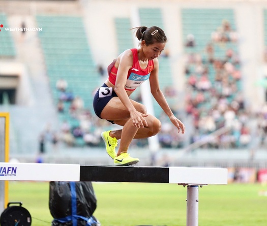 Kỷ lục gia SEA Games Nguyễn Thị Oanh bật mí bí quyết chọn trang phục tập luyện