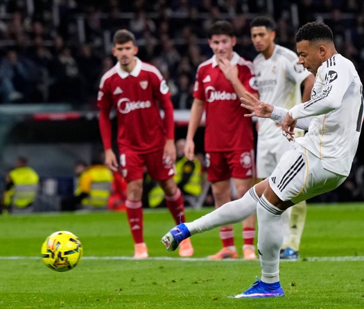 Mbappe san bằng kỷ lục 59 bàn thắng trong năm của Cristiano Ronaldo cùng Real Madrid