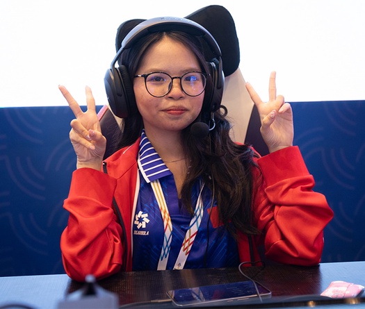 Nữ VĐV Liên Quân Việt Nam được thưởng 150 triệu VNĐ sau kỳ tích HCV Esports tại SEA Games 33
