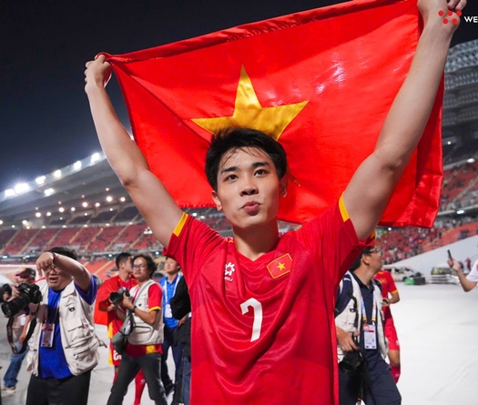 Cuộc đua Quả bóng Vàng Việt Nam 2025: Đình Bắc thách thức trật tự cũ