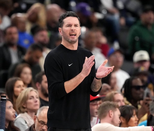 JJ Redick nổi cơn thịnh nộ: Gọi Lakers là "đội bóng tồi tệ", hứa hẹn buổi tập trừng phạt các học trò