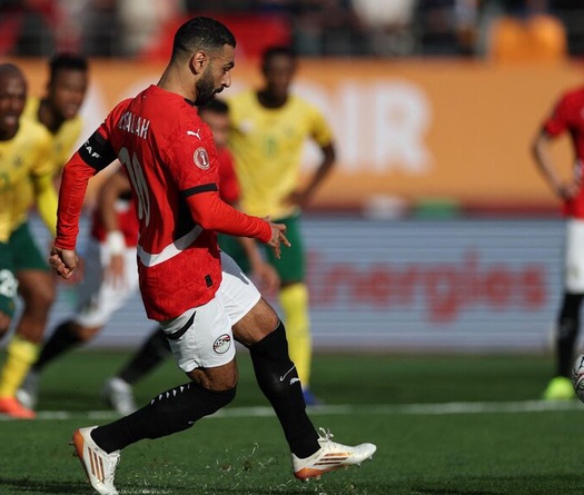 Nhờ VAR và bàn thắng của Salah, Ai Cập đã giành quyền vào vòng 1/8 Cúp châu Phi