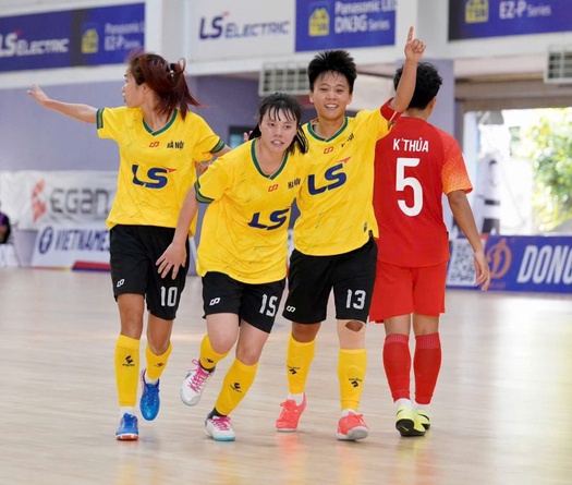 Giải futsal nữ VĐQG 2025: Thái Sơn Nam TP HCM và TP HCM khởi đầu thuận lợi