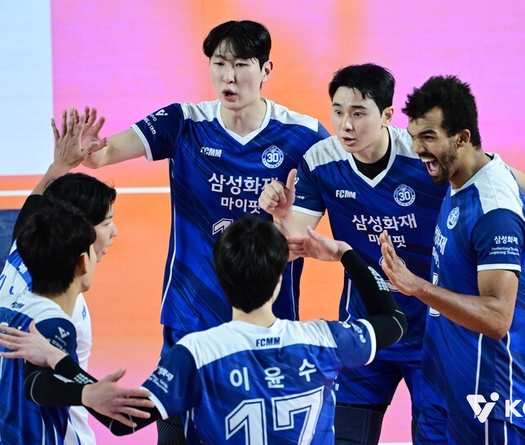 Samsung Fire & Marine tổ chức “Ngày Anh hùng Hiến máu” đầy ý nghĩa trên sân nhà