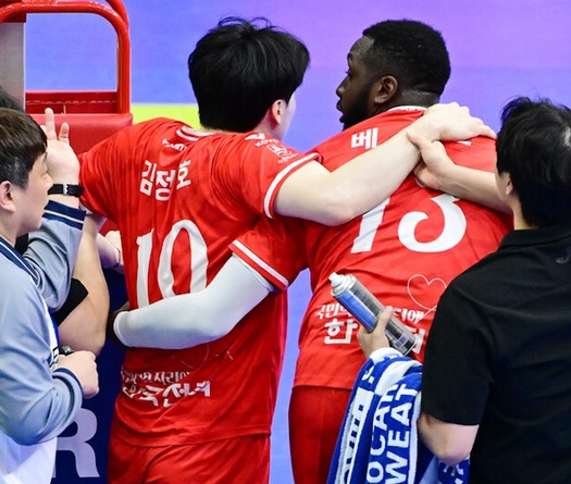 Korea Electric Power thắng nghẹt thở, nối dài mạch thắng và tạo dấu ấn rõ nét