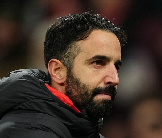 Amorim: Man Utd không thể thay đổi đội hình do áp lực từ truyền thông