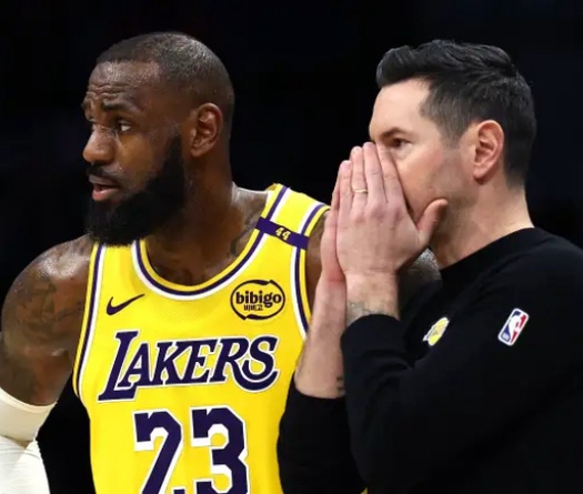 Cùng tuổi 41, HLV Lakers thừa nhận cơ thể "già cỗi" so với sự dẻo dai phi thường của LeBron James