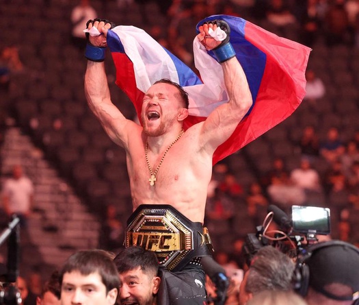 Petr Yan là Võ sĩ xuất sắc nhất  2025: Chất lượng hay số lượng?