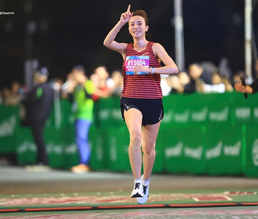 Tòng Văn Hoàng bứt tốc ngoạn mục giành HCV, Thu Hằng đăng quang thuyết phục cự ly 10 km VIHM 2026