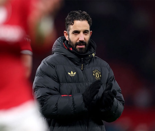 Ruben Amorim mất việc ở Man Utd vì đòi quyền quyết việc mua bán cầu thủ.