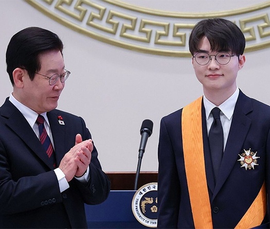 Chặng đường huyền thoại của Faker: Cầu nối đưa eSports tới lịch sử thể thao Hàn Quốc