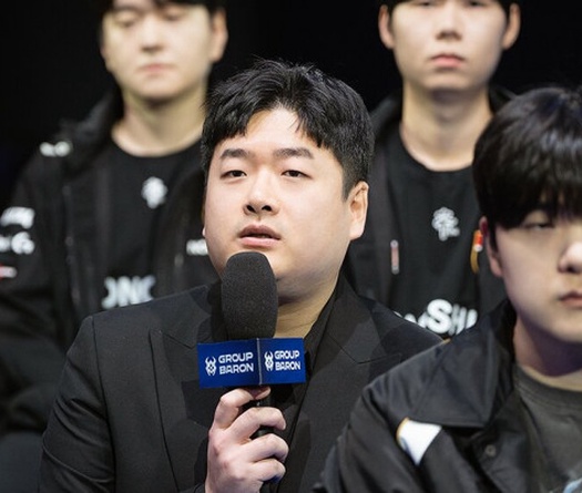 Các HLV chia sẻ quan điểm về hệ thống Coach Voice tại LCK Cup 2026