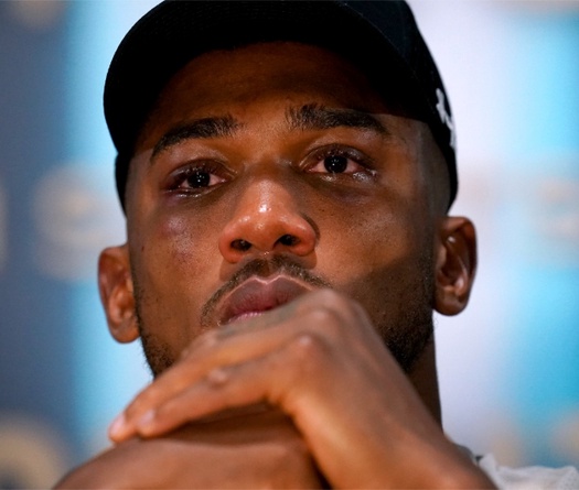 Anthony Joshua lên tiếng sau tai nạn khiến hai người bạn thân qua đời