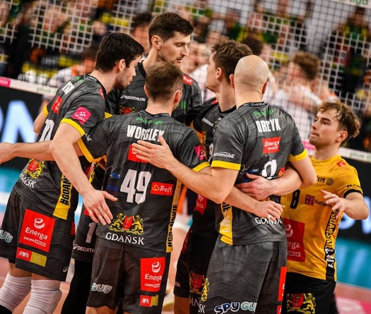 Gdańsk bứt phá ngoạn mục trong trận đấu năm set kịch tính