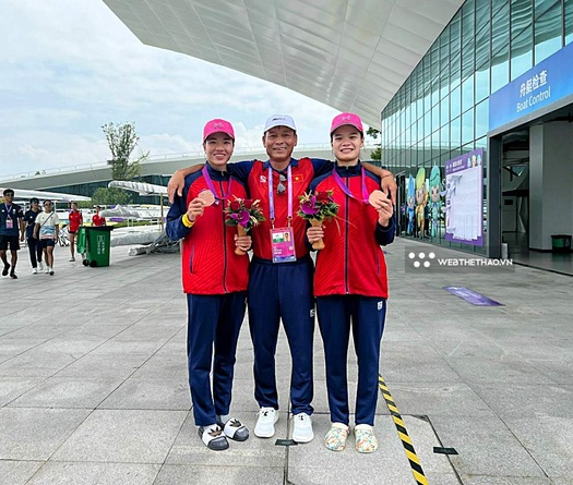 HLV Lê Văn Quang: “Người phu thuyền” bền bỉ và hành trình 10 năm bốn lần gõ cửa Cúp Chiến thắng