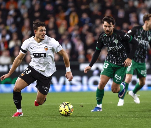 Dự đoán Burgos vs Valencia, 3h00 ngày 16/1, Cúp Nhà vua 2025/26