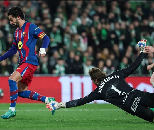 Barcelona buộc phải tung ra những quân bài chủ lực để đánh bại đội hạng 2