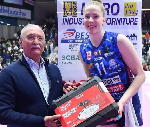 Isabelle Haak gia hạn hợp đồng với Imoco Volley