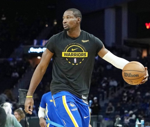 Jonathan Kuminga về Dallas? Mavericks muốn tận dụng cơ hội "mua đáy" tài năng trẻ Warriors
