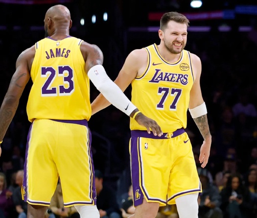 Cập nhật chấn thương Luka Doncic: Ghi 39 điểm nhưng không cứu được Los Angeles Lakers