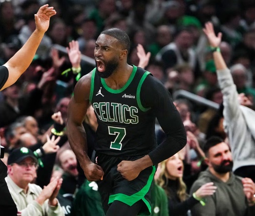 Không phải phòng gym mà nhảy salsa mới là chìa khóa giúp Jaylen Brown lọt top-4 cầu thủ xuất sắc nhất mùa này