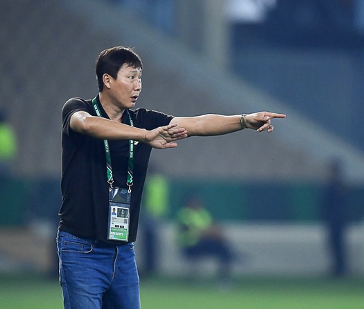 HLV Kim Sang Sik thừa nhận "vỡ kế hoạch" trước U23 Trung Quốc