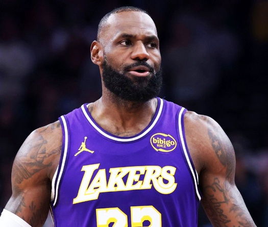 Kỷ nguyên LeBron James dần đến hồi kết: Siêu sao NBA mất suất đánh chính All-Star sau 22 năm