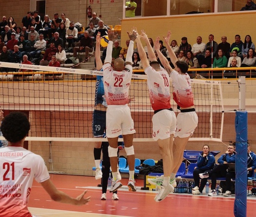 Piacenza chỉ còn cách vòng play-off CEV Cup hai set thắng