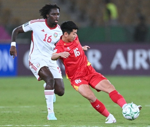 Nguyễn Nhật Minh: Từ cậu bé thi trượt đến "hòn đá tảng thông minh" tỏa sáng ở U23 châu Á