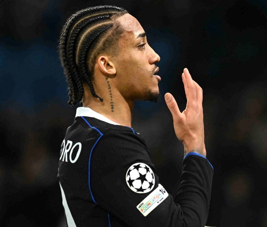 Màn trình diễn thần kỳ của Joao Pedro đưa Chelsea vào vòng 1/8 Champions League
