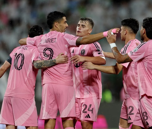 Suarez ghi bàn, Inter Miami của Messi thắng trận đầu tiên trước mùa giải mới