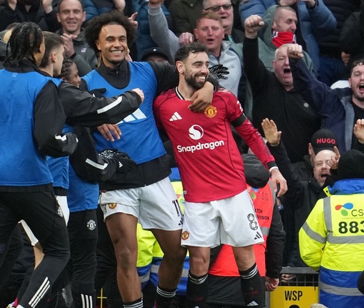 HLV Michael Carrick nói gì sau khi MU thắng 4 trận liên tiếp?