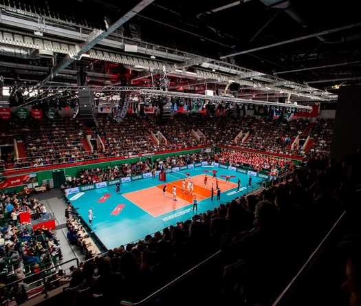 Zenit Kazan vấp ngã trong trận thua kịch tính sau 5 set trước Lokomotiv