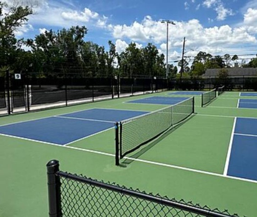 12 thiếu niên, 1 mục tiêu: Lập kỷ lục thế giới về tái chế bóng tennis & pickleball