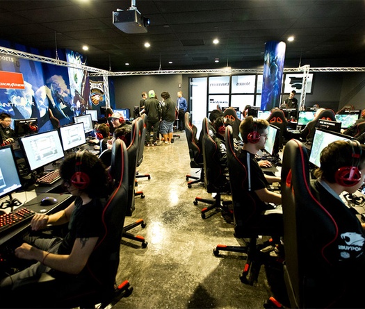 Cơ hội học bổng Esports tại các trường đại học: Con đường mới cho thế hệ game thủ