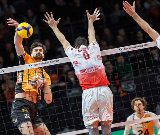 Picenza áp đảo đại diện Đức trong trận lượt đi tứ kết Cúp CEV