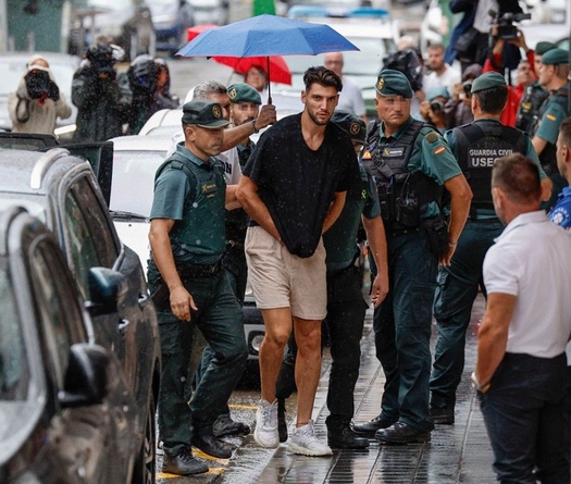 Tiền đạo Rafa Mir bị đề nghị mức án 10 năm rưỡi tù giam vì tội tấn công tình dục