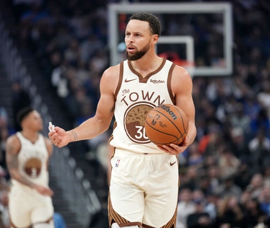 Giám đốc Mike Dunleavy Jr. lên tiếng về khả năng Stephen Curry phải ngồi ngoài đến hết mùa giải