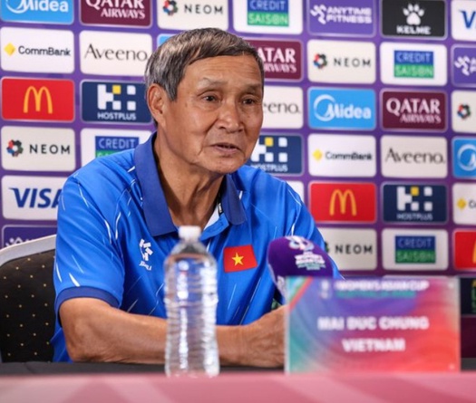 HLV Mai Đức Chung đặt mục tiêu có điểm trước Nhật Bản để vào tứ kết Asian Cup 2026
