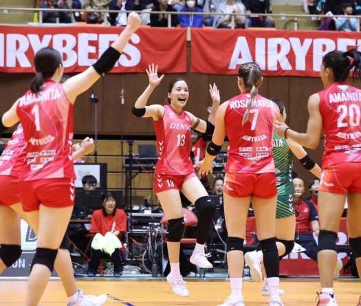 Denso Airybees vượt khó, giữ vững vị trí trong top 8 giải VĐQG Nhật Bản
