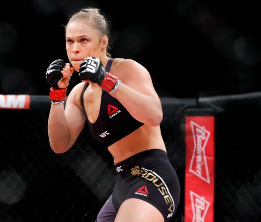 Ronda Rousey mỉa mai sự kiện UFC Nhà Trắng, tố Dana White phớt lờ trận "superfight" với Gina Carano