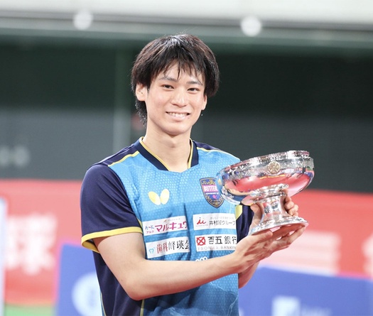 Togami Shunsuke rút lui vì tái phát chấn thương lưng: hồi chuông cảnh báo cho bóng bàn Nhật Bản