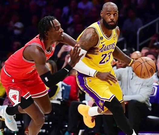 Lời khen "có cánh" từ Nhà Vua: Khi Luka Doncic và Austin Reaves gánh vác Lakers