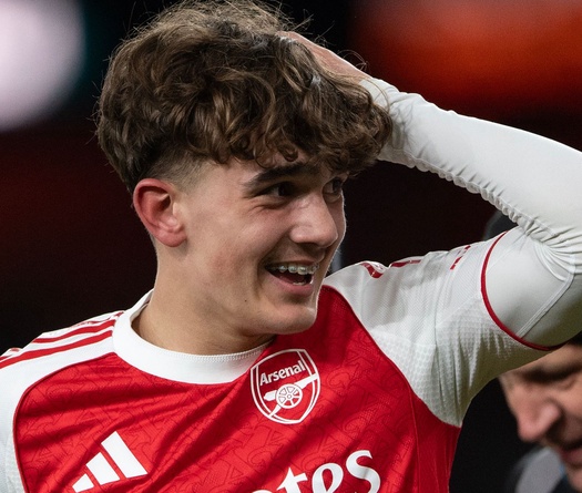 Arsenal thắng kịch tính trong ngày Max Dowman lập kỷ lục ghi bàn trẻ nhất lịch sử Ngoại hạng Anh