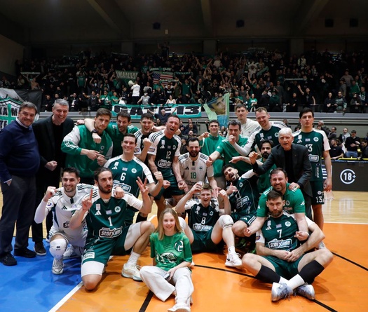 Panathinaikos thắng đối thủ truyền kiếp trận mở màn bán kết giải bóng chuyền Hy Lạp