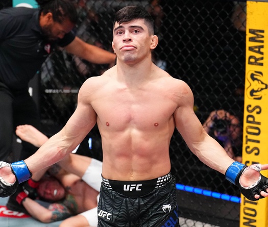 Kết quả UFC Vegas 114: Kevin Vallejos đặt chân vào top-10 hạng lông với "cơn mưa đấm" cực nặng
