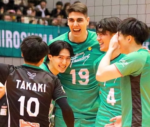 Hiroshima Thunders và Sakai Blazers chia điểm, cuộc đua playoff Nhật Bản thêm kịch tính